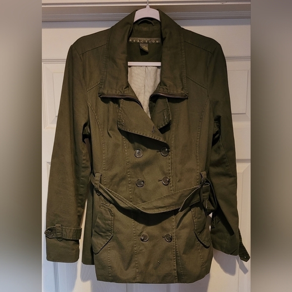 Kenneth Cole Reaction Jackets & Blazers - Kenneth Cole Reaction $248 Women's Army Green Full Zip Lined Button Up Coat Lrg.